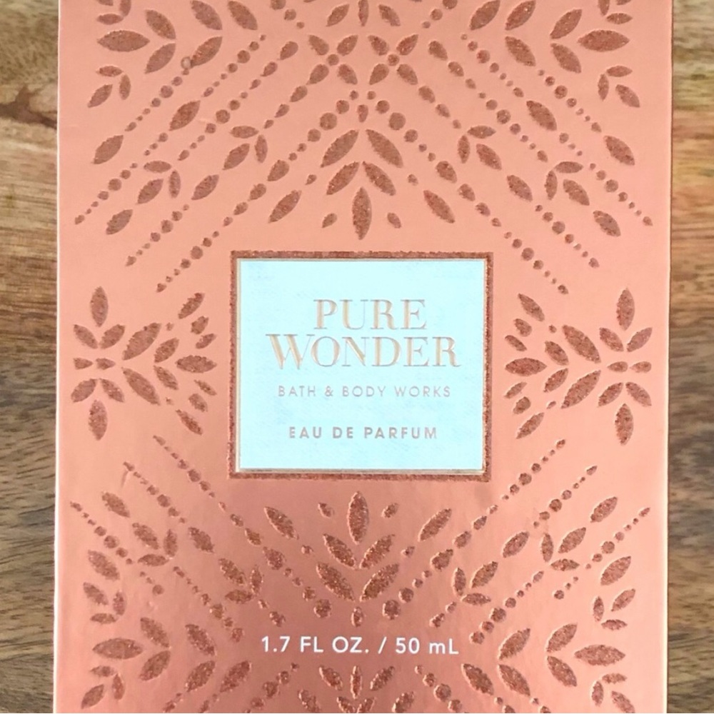 Pure Wonder Perfume